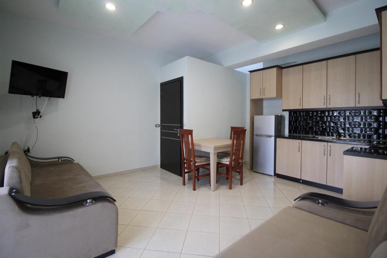 Doka Center Apartments Sarande Exterior photo