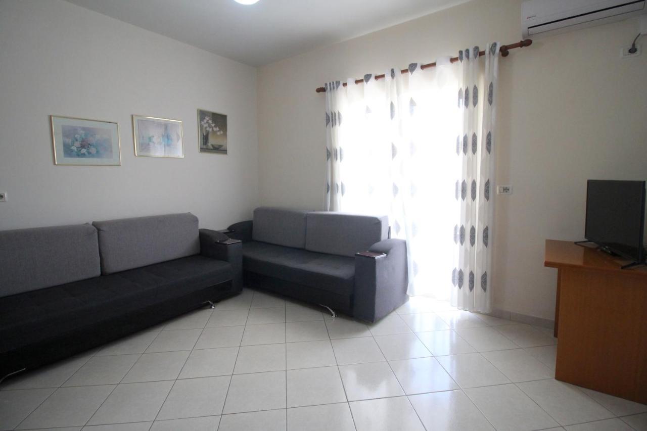 Doka Center Apartments Sarande Exterior photo