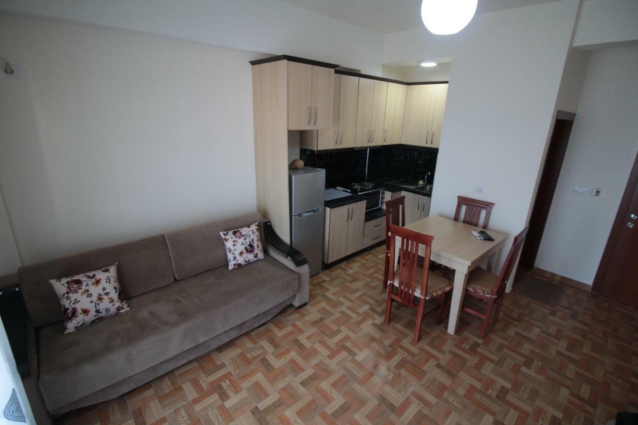 Doka Center Apartments Sarande Exterior photo