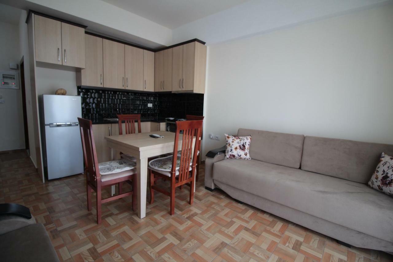 Doka Center Apartments Sarande Exterior photo